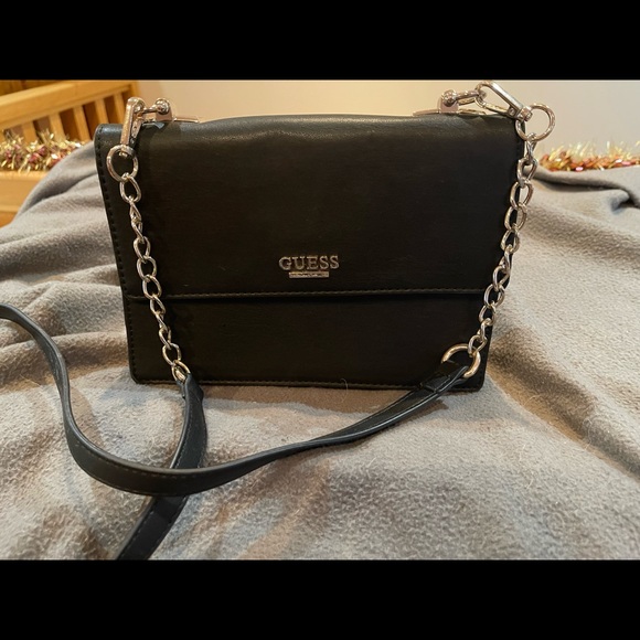 Guess small purse - Picture 2 of 3